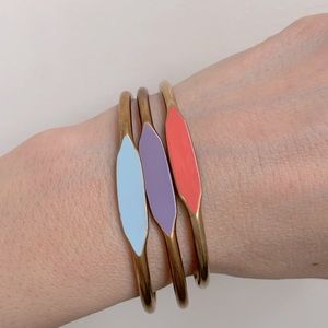 3 vintage bangles in size small